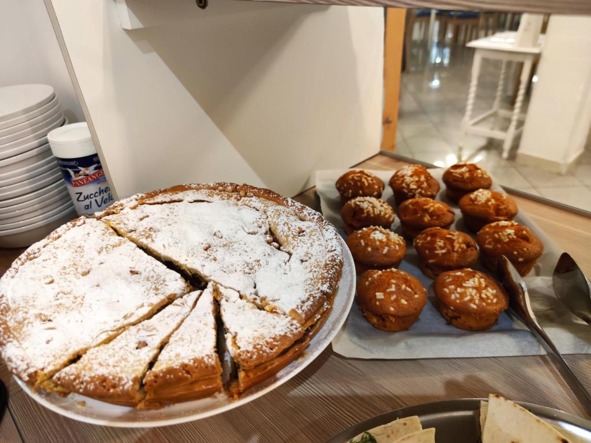 Adria - Colazione Fino Alle 12 Misano Adriatico