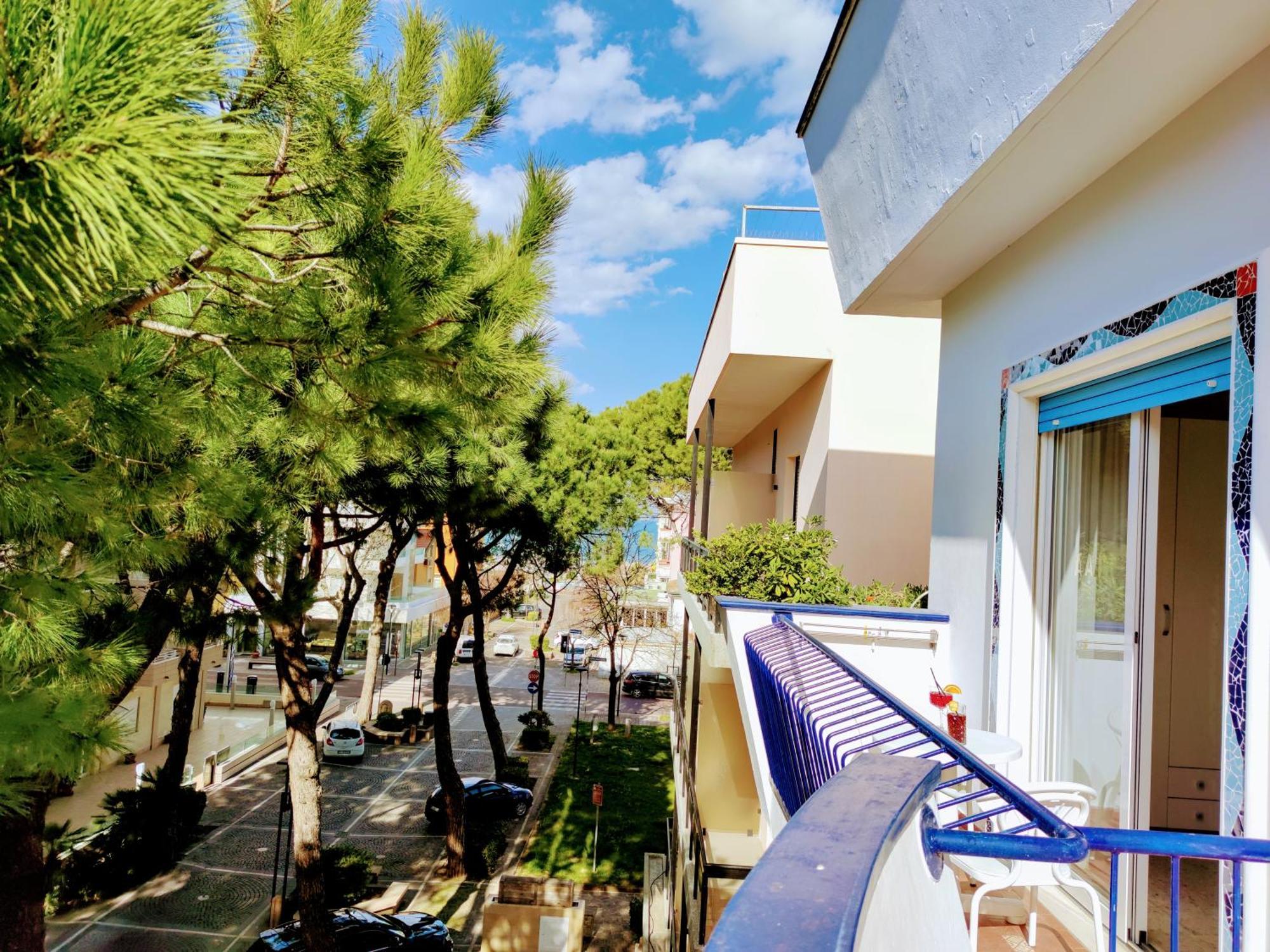Hotel Adria - Colazione Fino Alle 12
